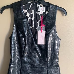 Julie Brown NYC sloane top in faux snakeskin - size 2 - Retail $170 NWT